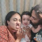 Pearle Maaney Instagram - Nila Turns One today ! We just couldn’t stop kissing and hugging her. 😂 She is our Brightest ray of Love and she is our Greatest Teacher. Mamma and Dada Loves You Nila ❤️ . She Also sends lots of love to All of you… her big Family 🥰