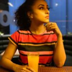 Pearle Maaney Instagram - Me while I’m waiting for my Pizza 🍕 to Arrive. Had one of the best pizzas in Cochin yesterday at @p60pizzeria . . Thank you @abramvrghz for this click !!! 🐥