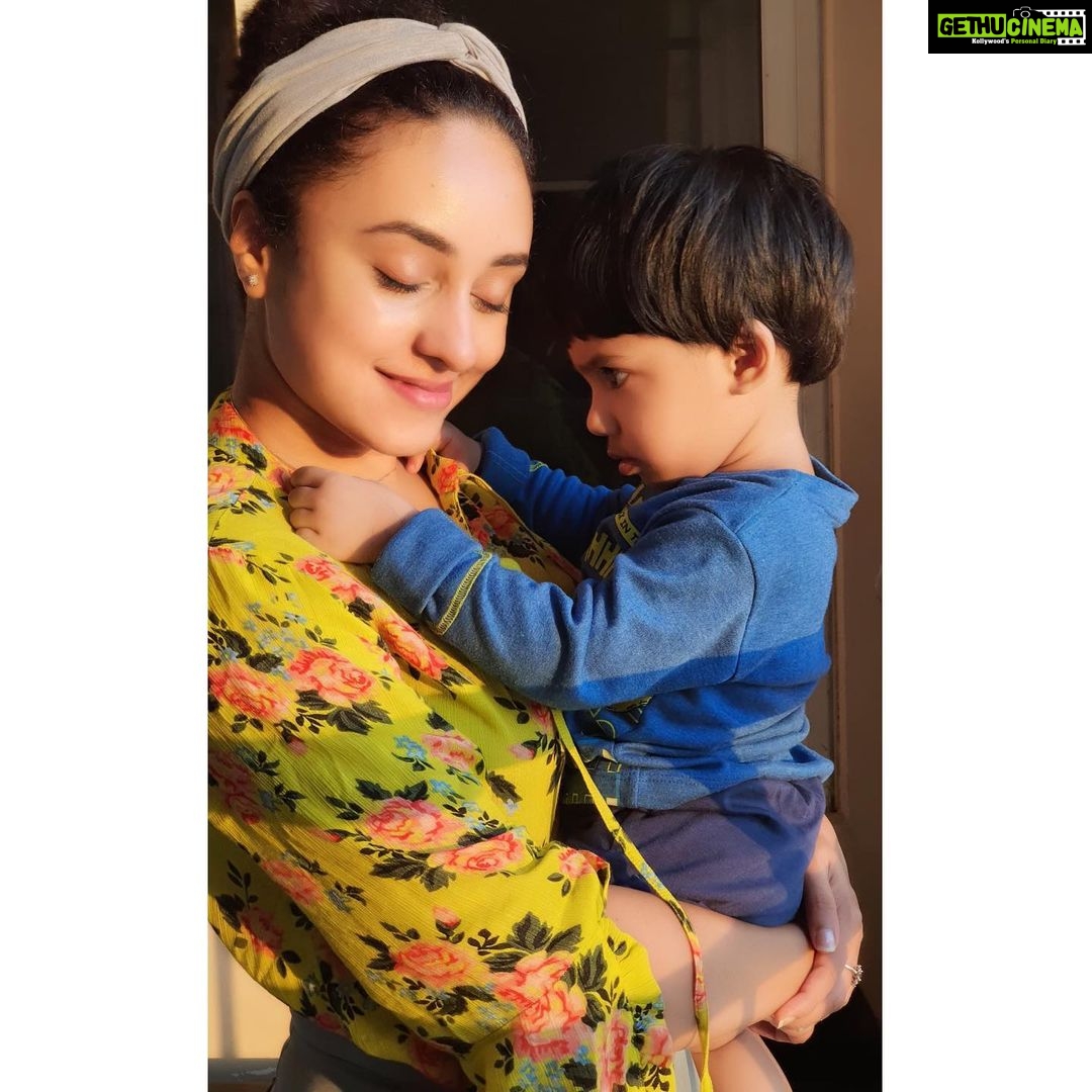Pearle Maaney Instagram - Spending time with my Paathu Kutty. . . @aabidnassar 📸 @sukkusoha