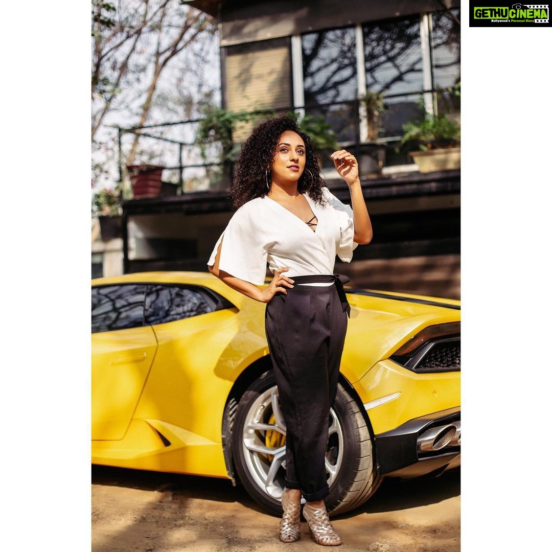 Pearle Maaney Instagram - The Sun... is a giver. It gives... a healthy ... Tan. 😎 . . . Click by @clintsoman Styling @adampallil . . . #lamborghini #lamborghinihuracan