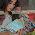 Pearle Maaney Instagram - A book shelf is filled with people...people who are waiting to have a conversation with you... share their knowledge, imagination and secrets. I am not a voracious reader but I do have the habit of reading the same books again and again. 🤓 . . @daisydavidphotography @_daisydavid_ #pearlemaaney #bookstagram