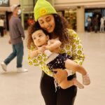 Pearle Maaney Instagram – Holding My Best friend in my Arms and I’m Literally ‘ALL SMILES’ 😁😜❤️
.
📸 @srinish_aravind Chennai, India