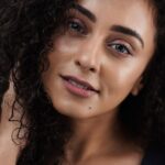 Pearle Maaney Instagram - Thousands laid down their lives so that our country can celebrate this day. Remembering their sacrifices. Happy Independence Day 2019! – May we always have the freedom to choose, freedom to dream and freedom to live. #independenceday #strongkerala #proudIndian . . Click @jiksonphotography