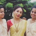 Pearle Maaney Instagram – Our Simple Onam. First Onam after marriage with Amma and Achan. 
@srinish_aravind #chennai #onam2019