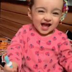 Pearle Maaney Instagram – Nila keeping her teeth (8 numbers to be precise) Clean 😜 Bedtime Vibes with @nila.pearlish