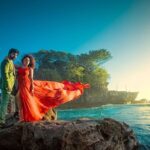 Pearle Maaney Instagram - Dreamy & Filmy with my Hubby 😋 @srinish_aravind . Thank you for the Million views for Pearlish Song!!!! We love you all!! Click by @jinish_photogenic . . . . . @coconutdestinations @coconut.weddings Bali