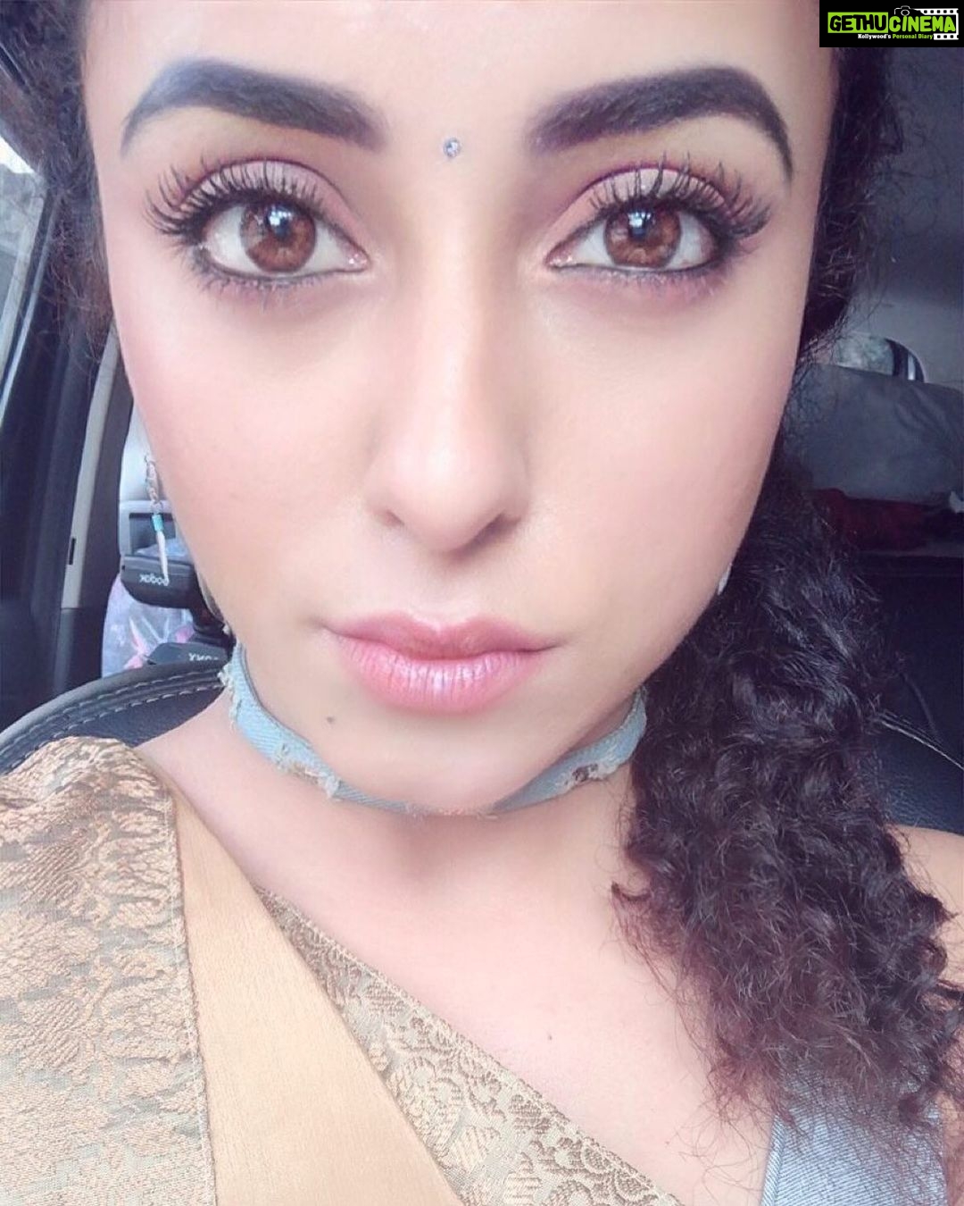 Pearle Maaney Instagram - 🌸 I’m watching you 🌸