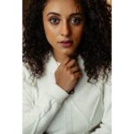 Pearle Maaney Instagram – You were not made to Fit in… So Stand out ❤️
.
.
Peace Love n Music to All 🍀
Click @clintsoman 
Styling & concept @adampallil