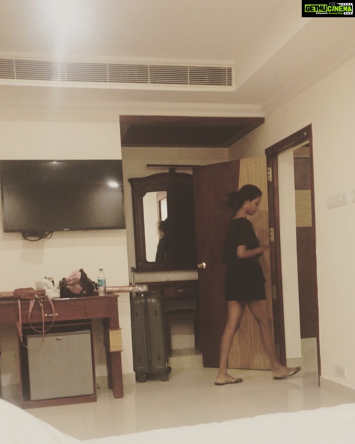 Pearle Maaney Instagram - My bundle of funny and emotional MOMENTS ... @shaunromy . 10 years and still counting 🦋