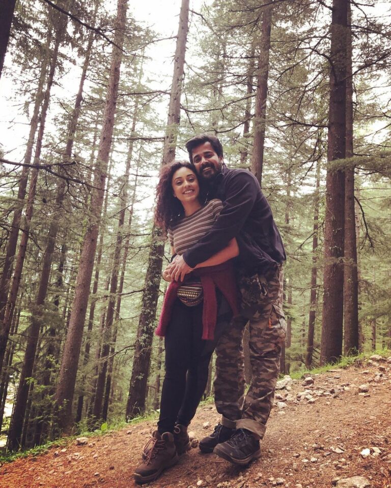 Pearle Maaney Instagram - Happiest Birthday to Me 🧿😋🦋🌸 . . @srinish_aravind Pulga, Parvati Valley, Fairy Forest