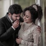 Pearle Maaney Instagram - We received all your blessings... ❤️ Thank You !!! 😘 @srinish_aravind . . . @sainu_whiteline Click Thank u for this beautiful Dream gown by @labelmdesigners Event by @eventiaevents Srini’s suit by @men_in_q_wedding #pearlishwedding Make up @sebastian.miranda.3998 Hair @sudhiar991
