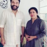 Pearle Maaney Instagram - My Amma With Our Raja! 🤩 . . @mammootty @mollymaaney