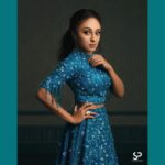 Pearle Maaney Instagram - The only person You need to be best friends with is Yourself... talk to yourself in a responsible way. Be kind to yourself.🌸😊🌸 . . Click by @seny_p_arukattu Outfit by @realmalkha Make up @shoshanks_makeup Styling @joe_elize_joy