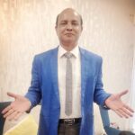 Pearle Maaney Instagram - Happy Birthday to the Coolest Dad ...❤️ You are the reason why I wanted to enter media... because I wanted to introduce Your powerful inspiring speeches to the world. I love You daddy! Thank You for letting me Explore life My way and for guiding me with your words of Wisdom. Thank you for not helping me every time I fell... just to Watch me get back up on my own ... thank you for trusting in me and thank you for teaching me to look at the Bright side of the World Always. 😘😘 @maaneypaul