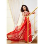 Pearle Maaney Instagram - Let Life Live You... Relax and Go with the Flow 🥰 . . Click: @anwarpattambiphotography Outfit : @rosstoryofficial