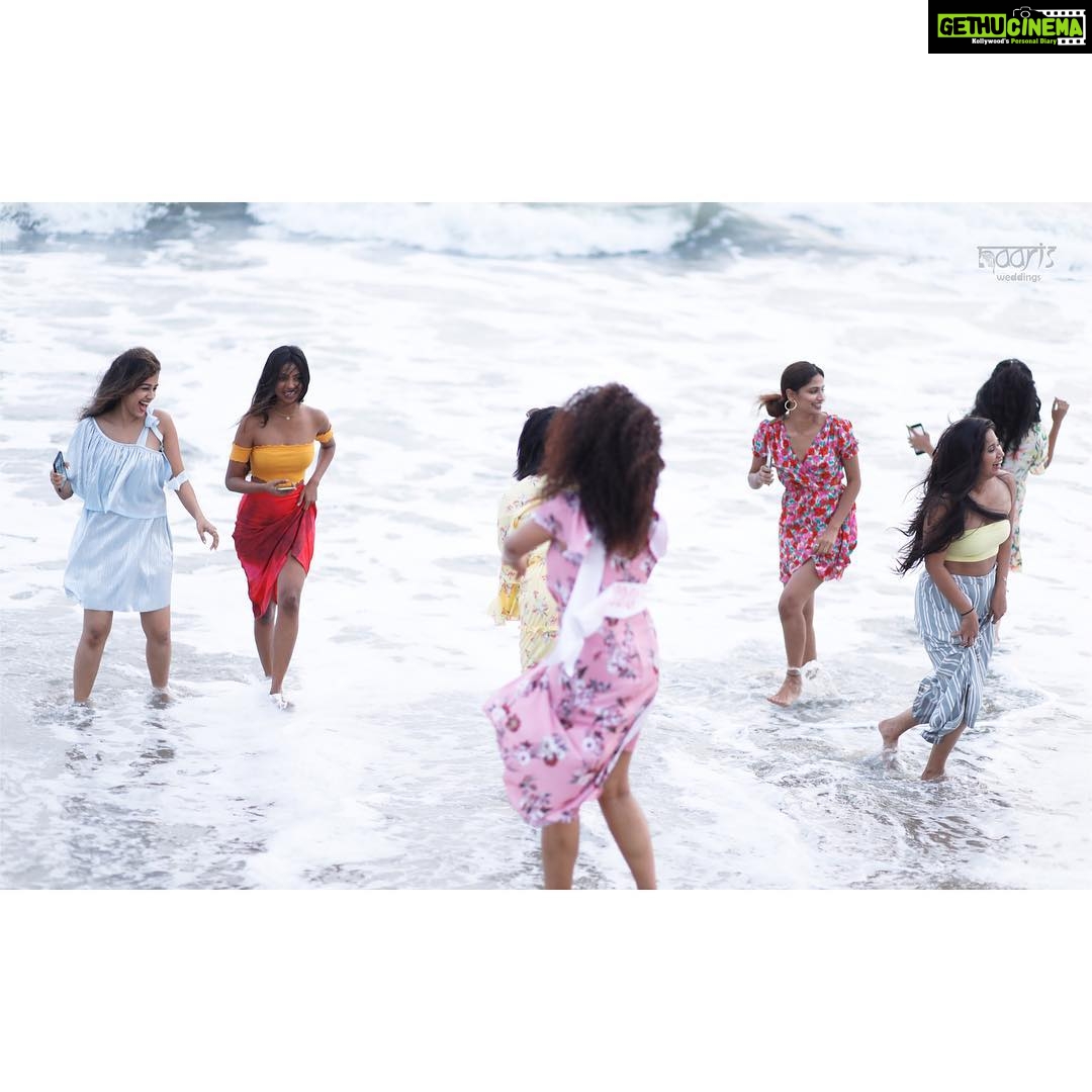 Pearle Maaney Instagram - Sand in the Hair... salty wind... but all we have now are the “Sweetest of Memories”🥰 . . “Celebrating the most beautiful decision I’ve ever made... @srinish_aravind ” 😘 . #pearlishbridalshower #pearlishwedding . .🧿 @naarisweddings click