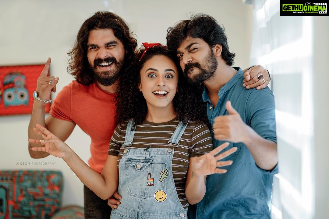 Pearle Maaney Instagram - OUT NOW! New Episode! Link in Bio . Click by @jiksonphotography Episode Directed by @sharathdavis #PearleProductions in Association with @thestudioloc