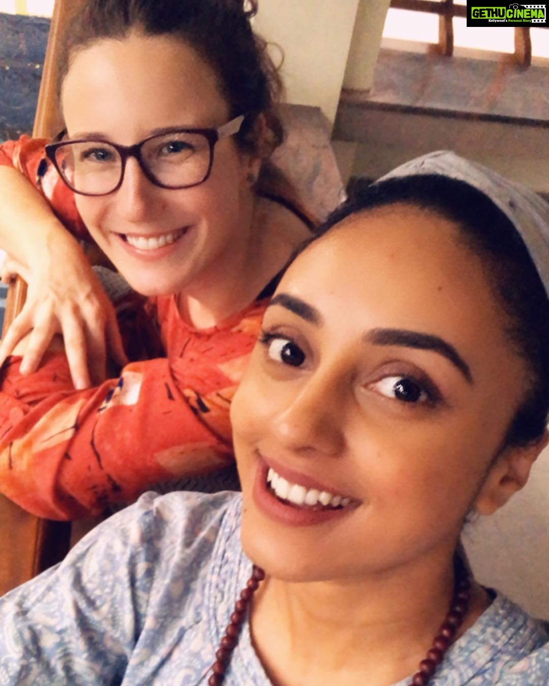 Pearle Maaney Instagram - Long walks... exploring new places... petting buffalos to Dogs... making It Rain through wishful thinking and ofcourse creating our own private party 🥳 in the Balcony 🤪🎧🎵😋@harrietgrace13 @therapeutic_traveller