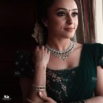 Pearle Maaney Instagram - Miracles happen in everyone’s life... only when they believe in themselves. ❤️ . @srinish_aravind ’s churulamma 😋 . . @sainu_whiteline photography Costume @labelmdesigners Make up @sebastian.miranda.3998 Hair @sudhiar991 Event by @sugarplumclt