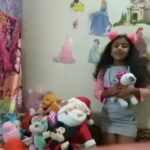 Pearle Maaney Instagram – Alkha.. a 6 year old sweetheart from chennai  singing “Who are you” song from my movie “WHO”!!! Isn’t she the cutest???❤️❤️😘😘😘😘😘😘😘😘😀😀
