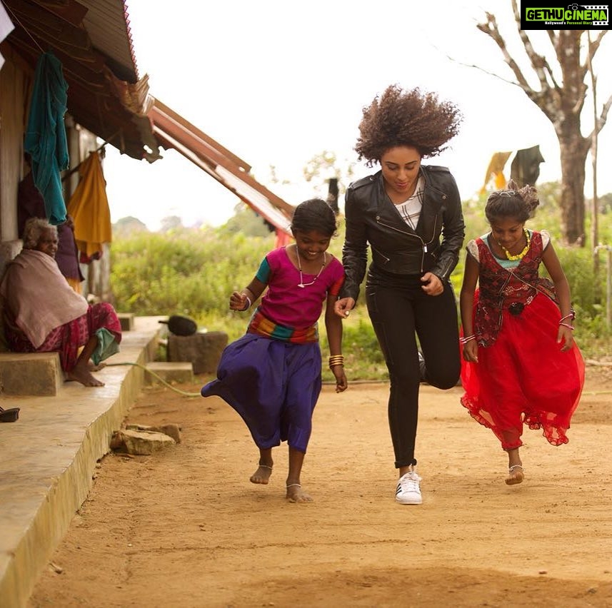 Pearle Maaney Instagram - Took a leap into 2019.... Wishing everyone a blessed and beautiful year ahead. I love you All! ❤️