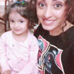 Pearle Maaney Instagram – Meet Amber! My little niece… Her Favourite hobby now….” 🥰 she throws something down and says “Oopsie Daisy!” 😃 Bangalore, India