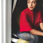Pearle Maaney Instagram – Always face the sun…( The bright side)🌞
So that the shadow … (darkness) 🌚
Falls behind you😋
Peace Love and Music to All ❤️❤️
@snj_harris photography