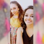 Pearle Maaney Instagram – My cute Stylist @joe_elize_joy 
Wearing @amrasuits