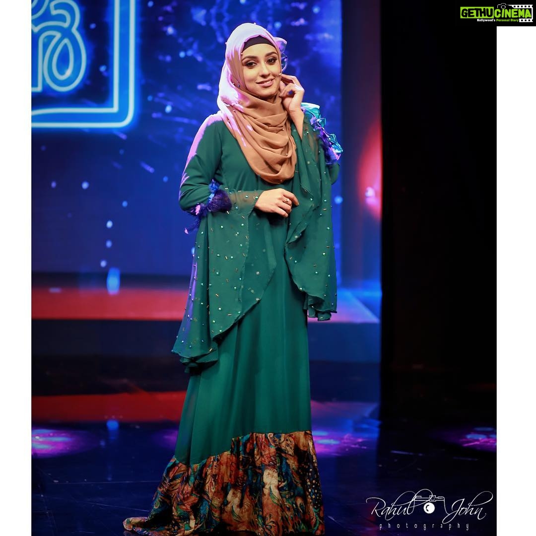 Pearle Maaney Instagram - Eid Mubarak ❤️😊 Hijab by @shibaah_ Make up @samson_lei Styling @joe_elize_joy Click @rahuljohnrj