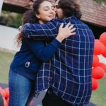 Pearle Maaney Instagram - This Valentines Day was definitely the most special one… @srinish_aravind my husband… Nila’s dad… made sure he reminded me something…. He reminded me who I was… and that he loves me for what I am. This was such an emotional day but don’t worry,I dint cry… I was Kili poyi 😜. Anyway I’m sure you are wondering what I’m talking about… well at 11.11 am today we will be uploading this special vlog on Our YouTube Channel. Stay Tuned my dear Family.❤️ . Thank you @rubenbijy my dear Aliyan for the amazing videos and clicks @magicmotionmedia 📸 🥰