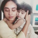 Pearle Maaney Instagram - When she fakes a sleepy mood 😴 Zoe baby @realmalkha