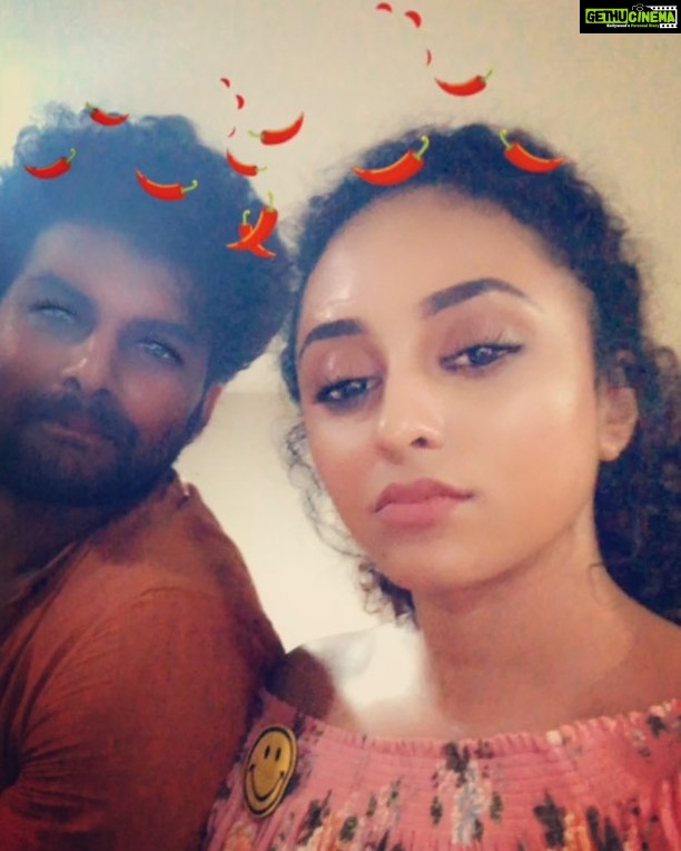 Pearle Maaney Instagram - Meet the dragons 😎 When Sunny Kuttan and Me chilled with some chilli 🌶 @sunnywayn 😜