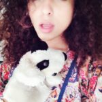 Pearle Maaney Instagram - All u crazy people out there! Listen Up! It’s time to Relax and Laugh coz u just have one Life! 😎✌️ PMS new episode will be dropped online today at 6pm Featuring @shaunromy #spiritualsisters #wednesdaywisdom #pearlemaaneyshow Peace Love n Music to All 😘😘😘😘❤️❤️❤️❤️