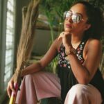 Pearle Maaney Instagram - Thinking about PMS in style 😎 sweeping people off their feet... literally 🤩 #PearlePMSing #PhaaChoolae #PMS Thank u @salithrashnad for capturing this moment 😏