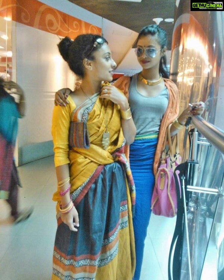 Pearle Maaney Instagram - Wishing my most βNormalβ friend a happy bday! π @shaunromy To the crazy days that are yet to come... #togethersince2010 π Walking around in a mall looking like this... wearing mundu.. as if we were invisible π
