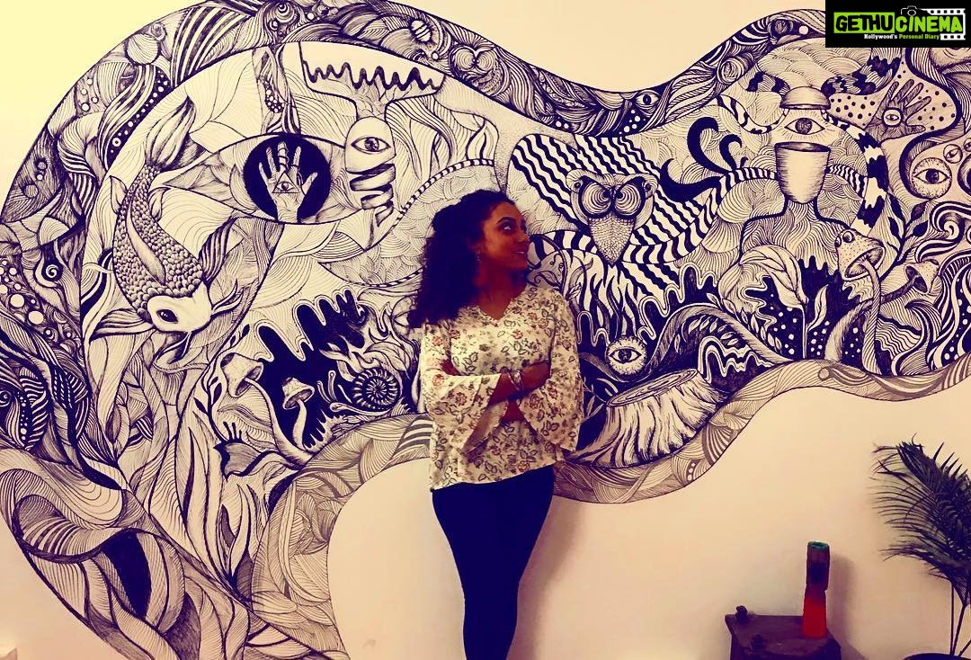 Pearle Maaney Instagram - Give your imaginations Life... and let it live forever by letting it Out... don’t let anyone tell you otherwise. ❤️ @azuracreatives Art by @sachin.artist