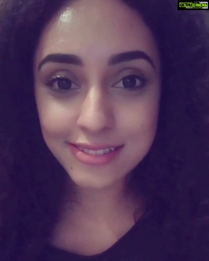 Pearle Maaney Instagram - A Dose Of Motivation. (Swipe right to Left ) Sometimes I write to myself.... today I came across this paragraph that I wrote a month ago and thought I’ll share❤️ Peace Love n Music to All my Darlings.