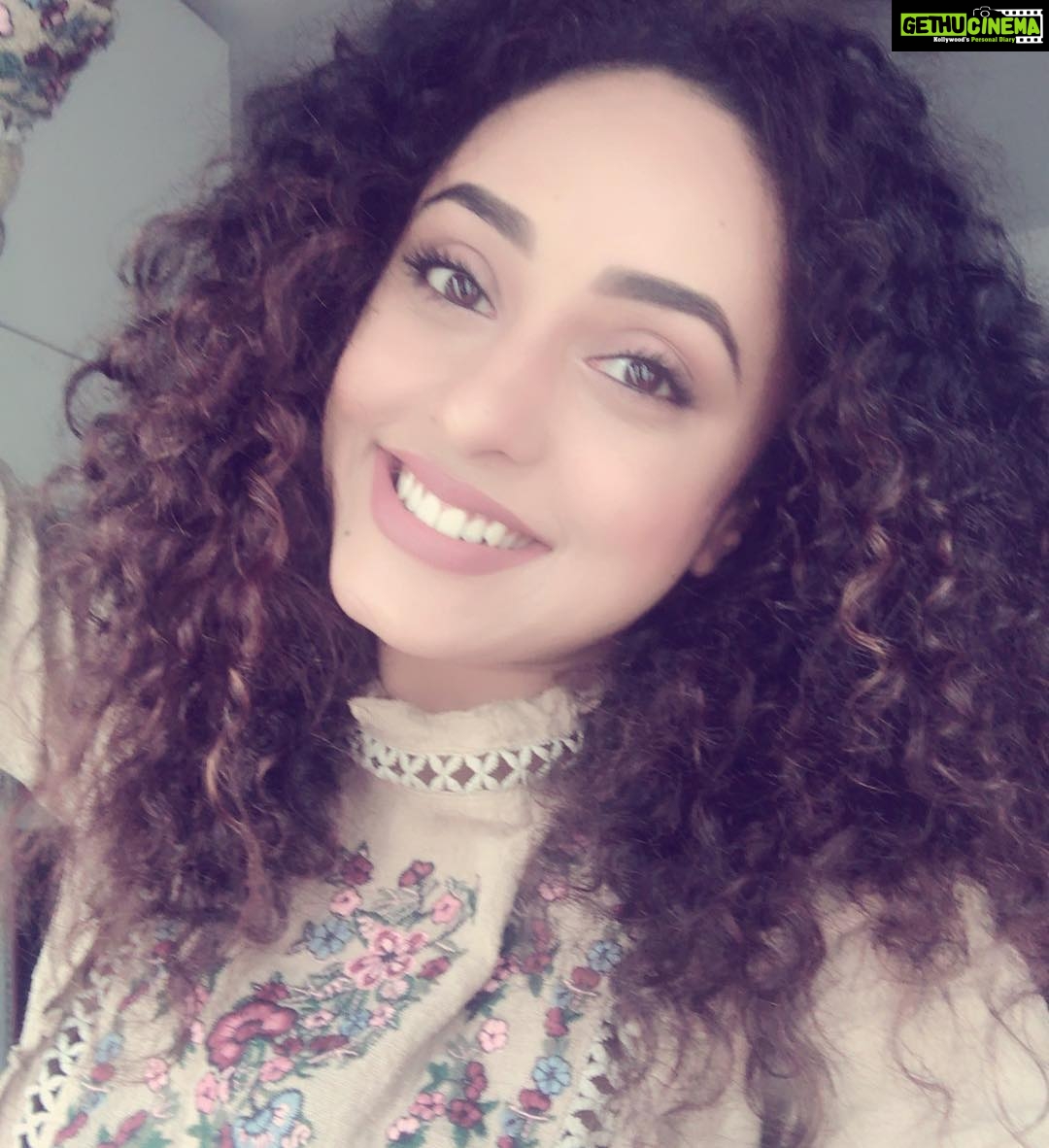 Pearle Maaney Instagram - Peace Love n Music to All ❤️