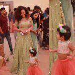 Pearle Maaney Instagram - Babies are little angels walking amongst us... ❤️ My outfit by the lady behind 😀 @realmalkha Click by @tadpolphotography @anvarzayan