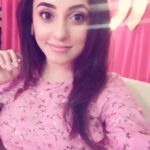 Pearle Maaney Instagram - Love n light❤️ to All