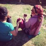 Pearle Maaney Instagram - She was Sharing her beauty secrets and that’s how we bonded... through “facepacks” 😀 #budgettravel #throwback #kheergangadiaries #himalayas