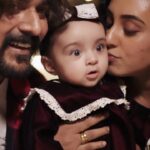 Pearle Maaney Instagram – Xmas 2021… This Year is All About Family and Growing in Love ❤️
.
Vlog Releasing at 11.11 am Tomorrow 🥰 on Our Youtube Channel. Stay Tuned… 🎅 🎄
.
@srinish_aravind 
.
@hermonproductions @sk_abhijith @_whitewindow__ @lillys_couture_