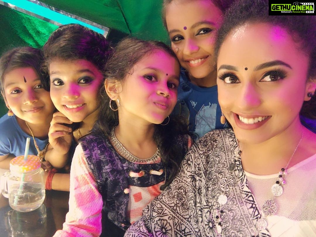 Pearle Maaney Instagram - Me n my girls❤️ #katturumb