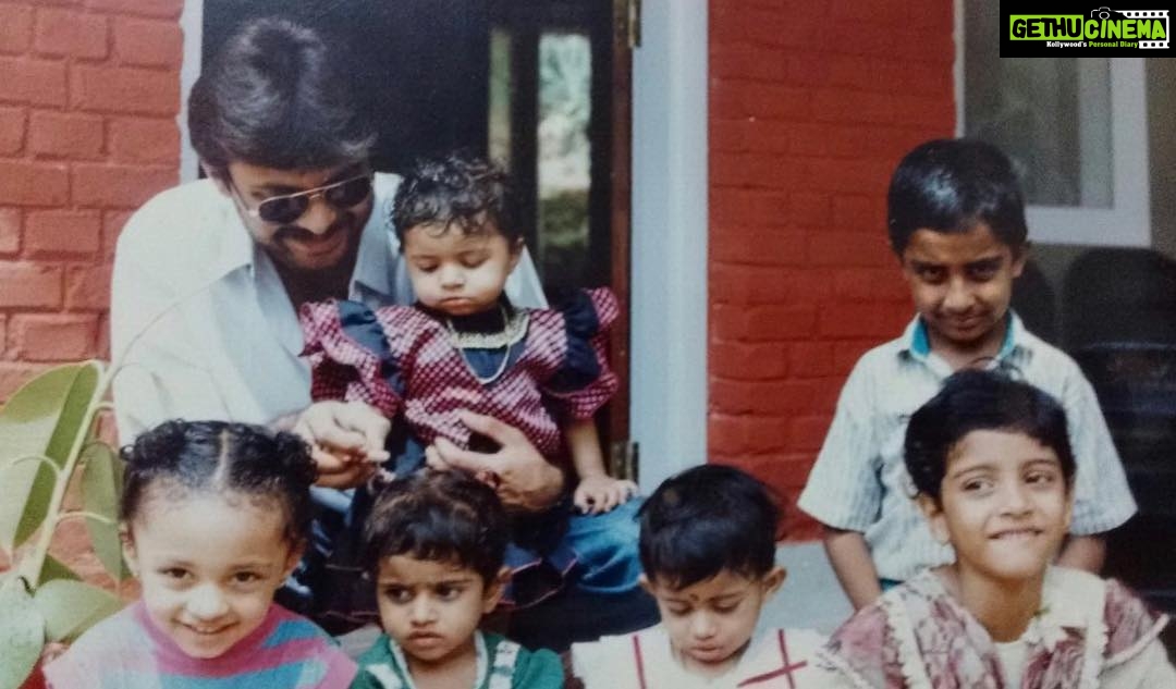 Pearle Maaney Instagram - Past is past but this pic will be there in future too! Cousins with their favourite Ketan Uncle ❤️
