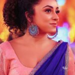 Pearle Maaney Instagram – Entammede Jimikki Kammal😀 by @atmasignature ❤️ The perfect gift that I got this month from these amazing bunch of talented girls. Thank you Atmasignature for this beautiful pair of earrings ❤️
Ladies! Do check out their page for more! 
Pic by @sainu_whiteline