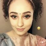 Pearle Maaney Instagram - Love yourself the way u are... write one thing that you think is unique abt u.. If u ask me I wud say.. "I love my forehead" ❤️ Now it's ur turn to say one thing that you love abt urself 😊 God created us differently. Say Thank You 😊👍