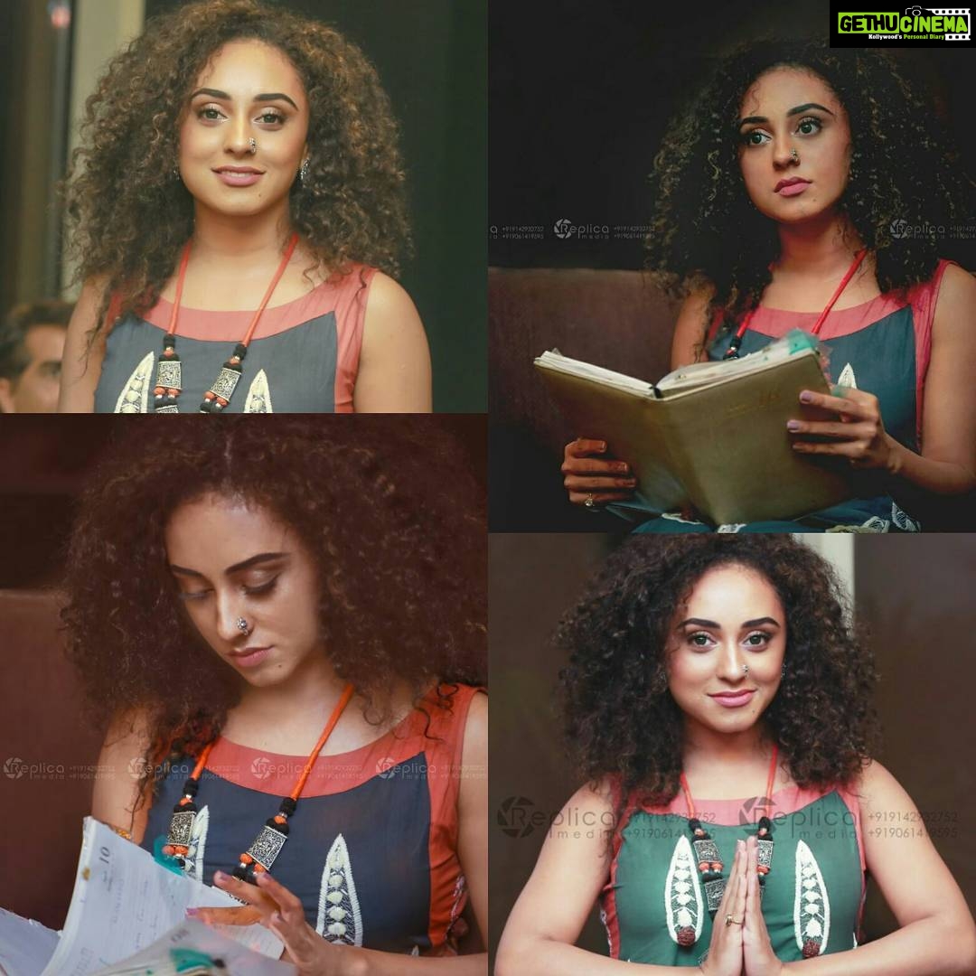 Pearle Maaney Instagram - Peace Love n Music to All #weaversVillage