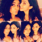 Pearle Maaney Instagram - Finally! I met My Paru Kutty! 😘❤️ Late night Intellectual talks, food cravings, beauty talks... and so on! I cud talk abt anything to u! Its been 6 years since we met in Bangalore and baby! We aint ever gona change 😃 @paro_nair ❤️