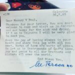 Pearle Maaney Instagram - In 1993 ... My Dad received a reply letter signed by Mother Theresa.. Who is now Proclaimed Saint. He is a social worker who was then active with "Missionaries of Charity" Orphanage, Trivandrum. Wanted to Share the love and blessings that we got through this letter with you all.❤️😊