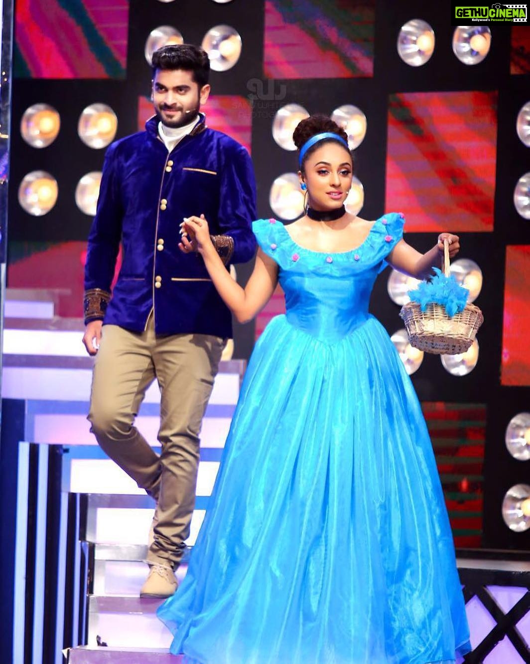 Pearle Maaney Instagram - Its a Cinderella story❤️😊 @inst.adil